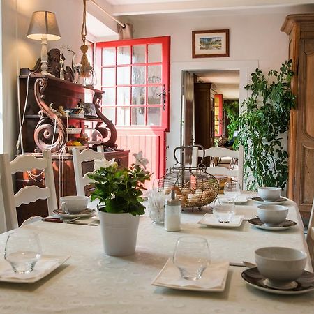 Au Jardin D'Eloise Bed & Breakfast Tremereuc Dış mekan fotoğraf