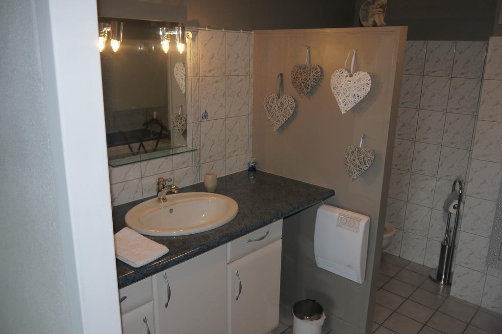 Au Jardin D'Eloise Bed & Breakfast Tremereuc Dış mekan fotoğraf